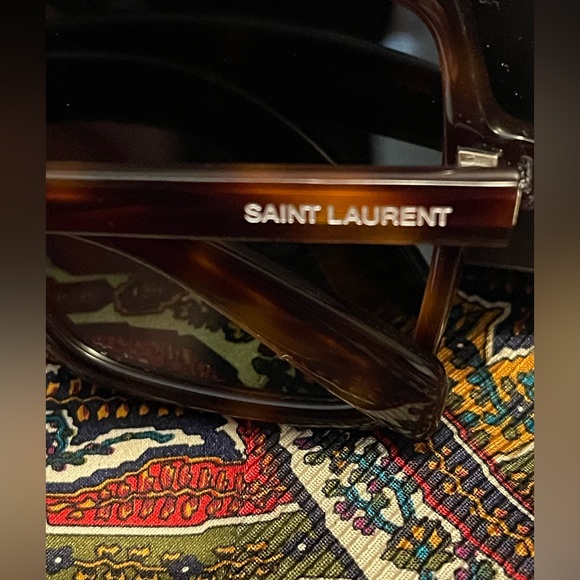 SAINT LAURENT tortoise shell sunglasses.  EUC comes with case. - Picture 4 of 6